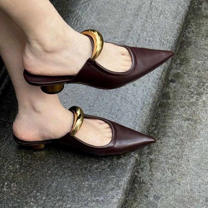 Elegance Point Mule