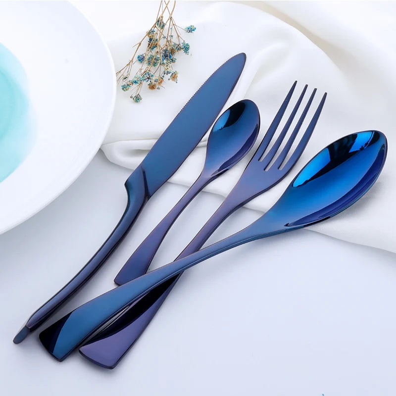 Elura Flatware Set