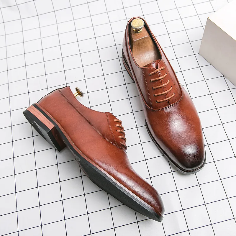 Italian Made Oxford shoes  With Patent Leather